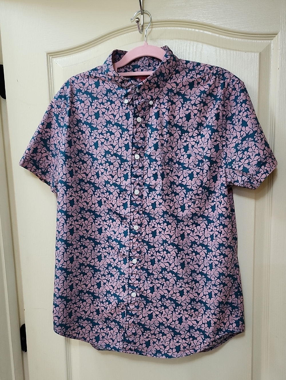 ARIZONA JEAN CO. FLORAL BUTTON-DOWN SHIRT